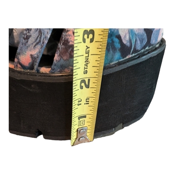 Qupid Pastel Whimsygoth Floral Platform Sandal Size 6 Inside Flaws - Picture 6 of 9